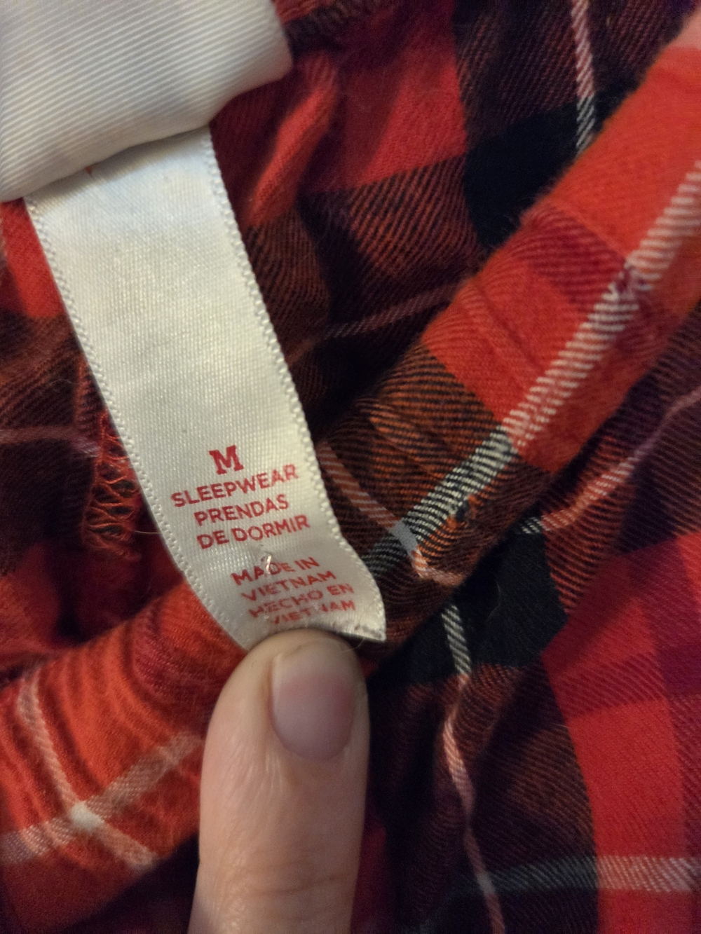 Wondershop Red and Black Plaid Women's Pajama Pants - Picture 3 of 3